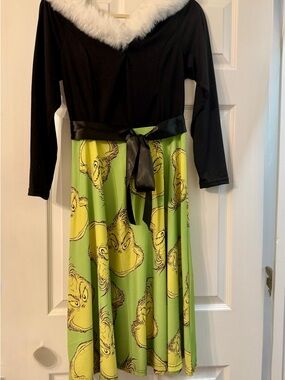 Green & Black Grinch Print Dress with Faux Fur Collar